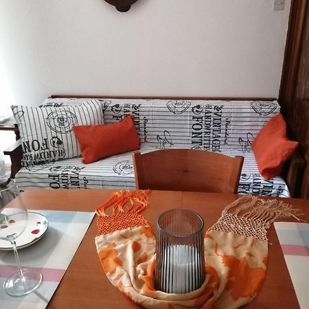 Aunt Vaso Sweet Home Ptolemaida Bagian luar foto