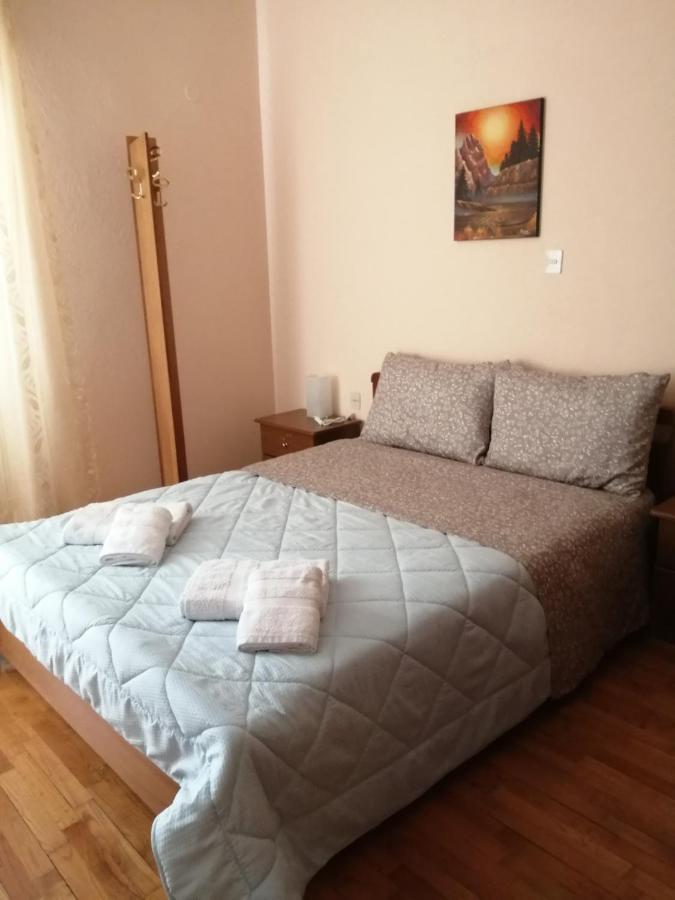 Aunt Vaso Sweet Home Ptolemaida Bagian luar foto
